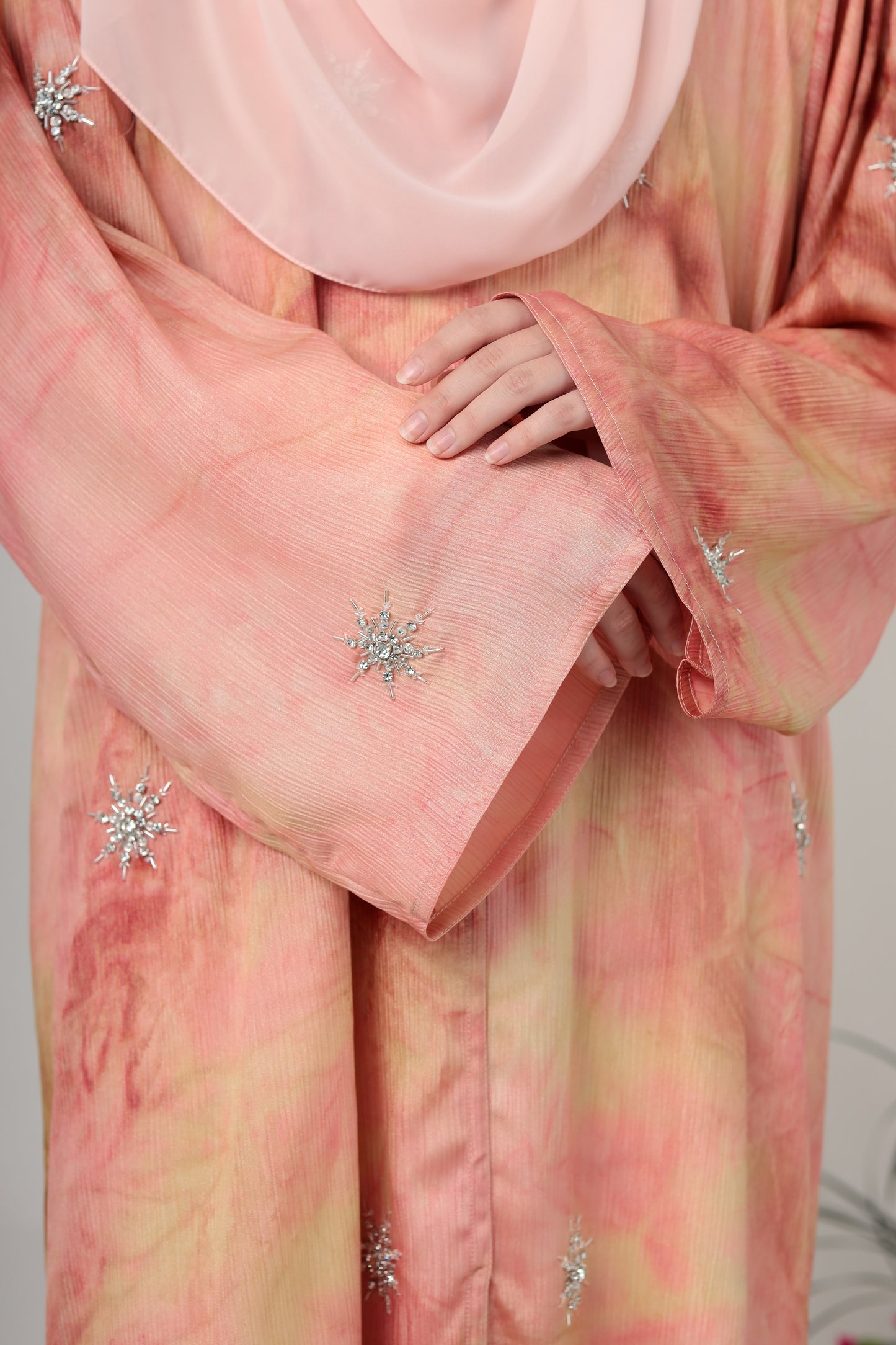 DAFINAH ABAYA PINK