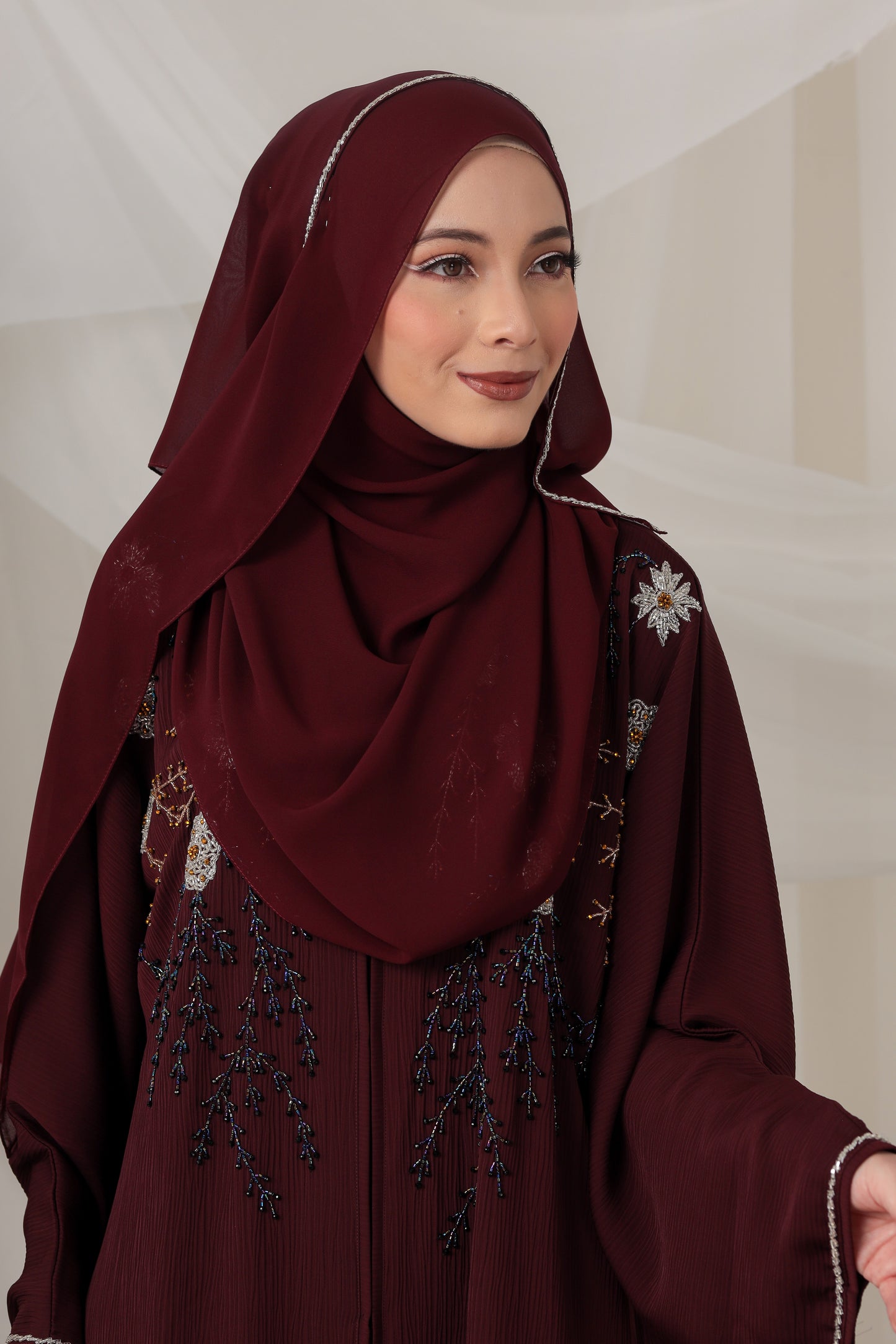 EDREA ABAYA MAROON