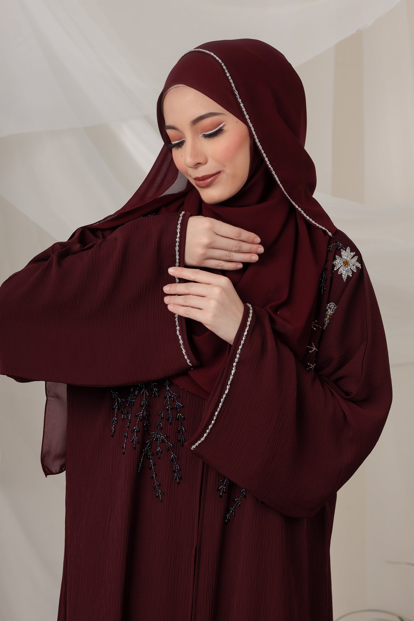 EDREA ABAYA MAROON