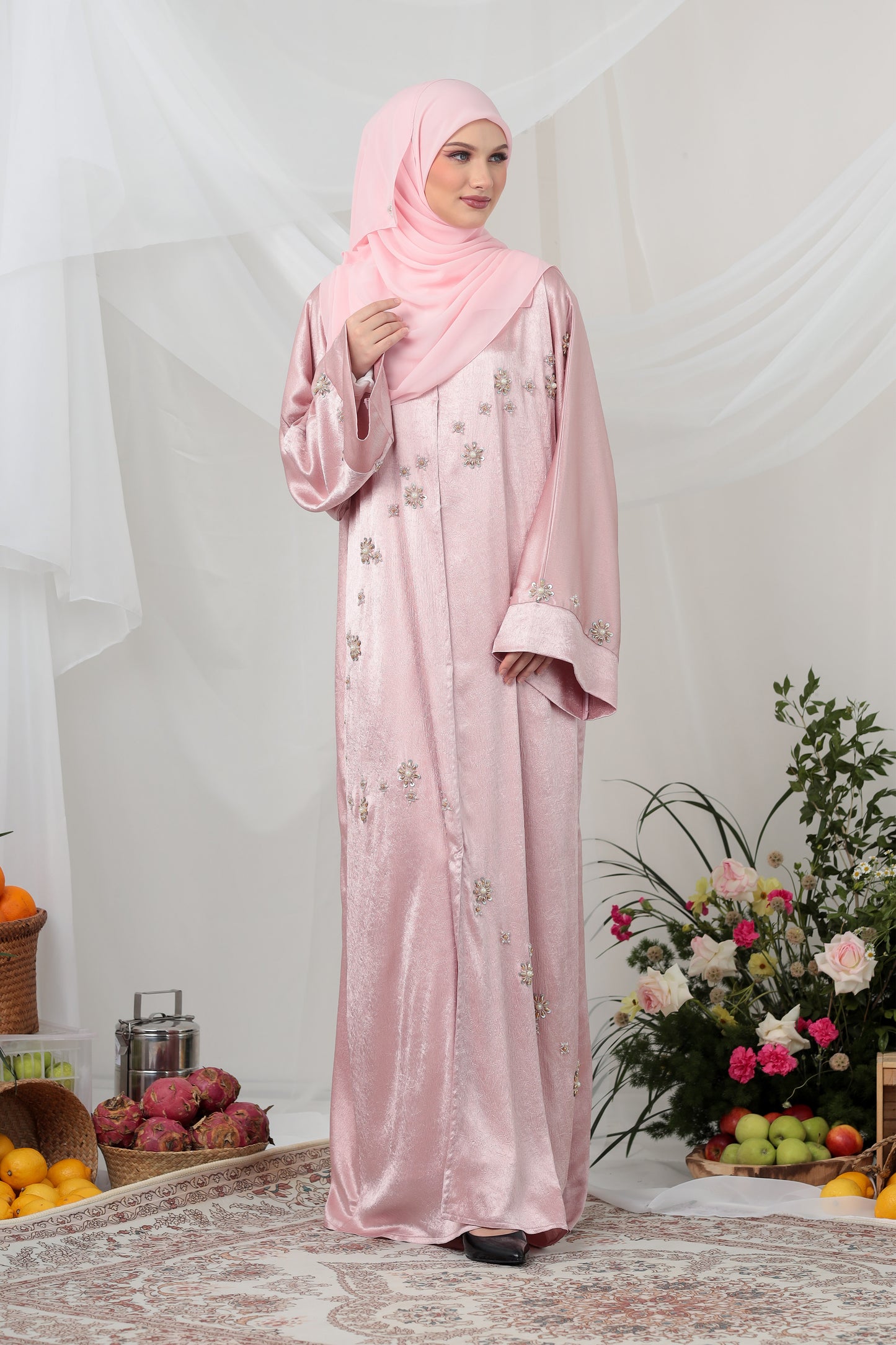 ARALYN ABAYA PINK