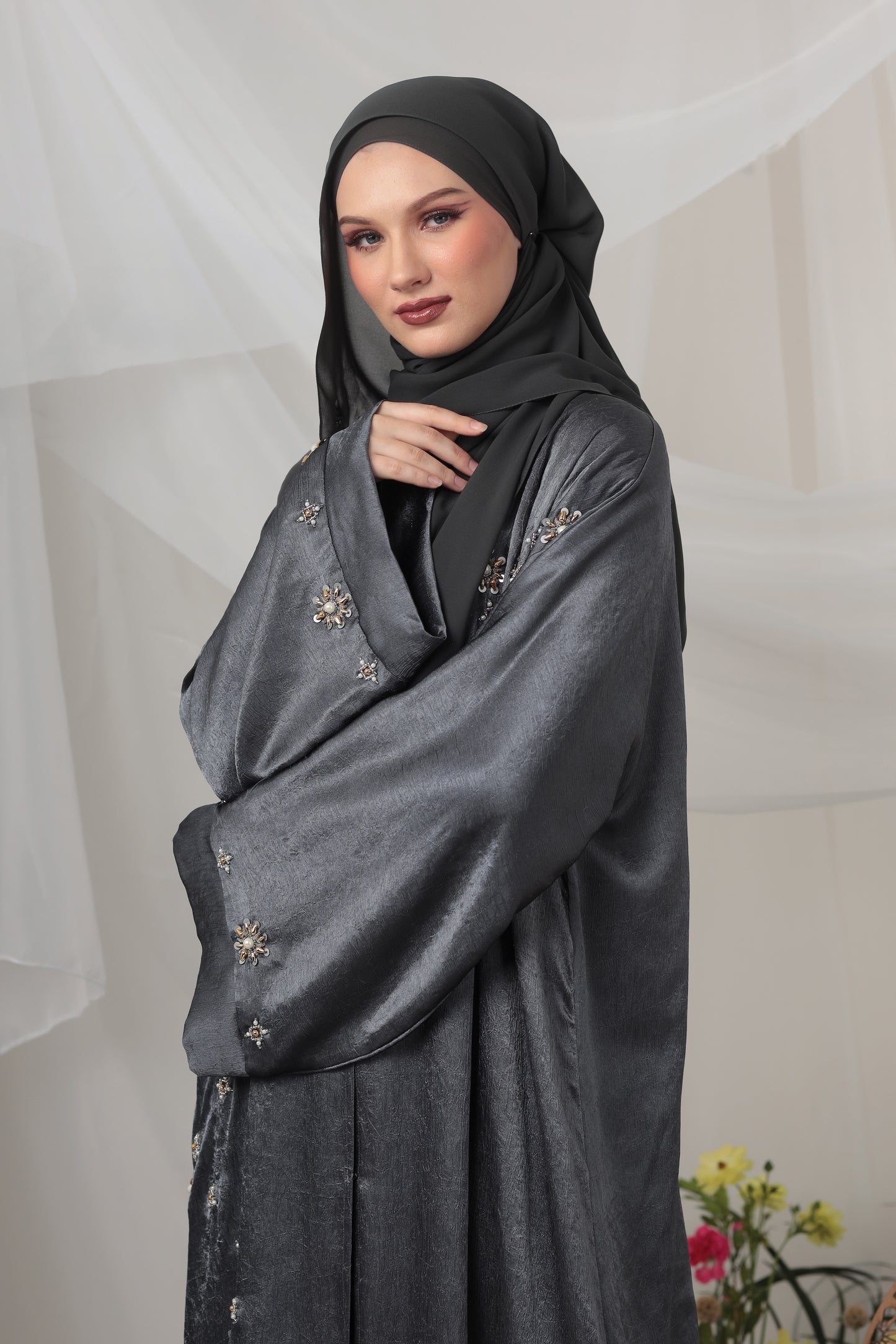 ARALYN ABAYA GREY