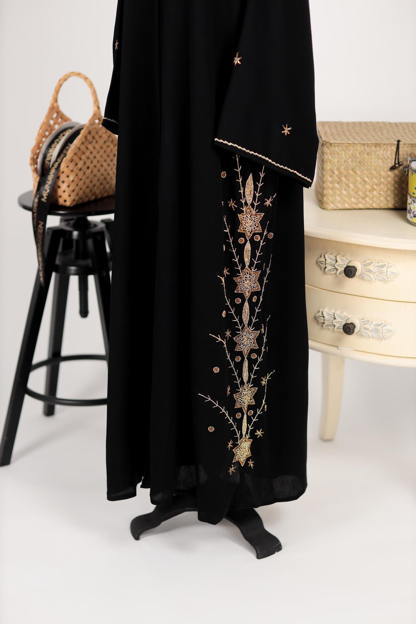 TYESHA ABAYA BLACK