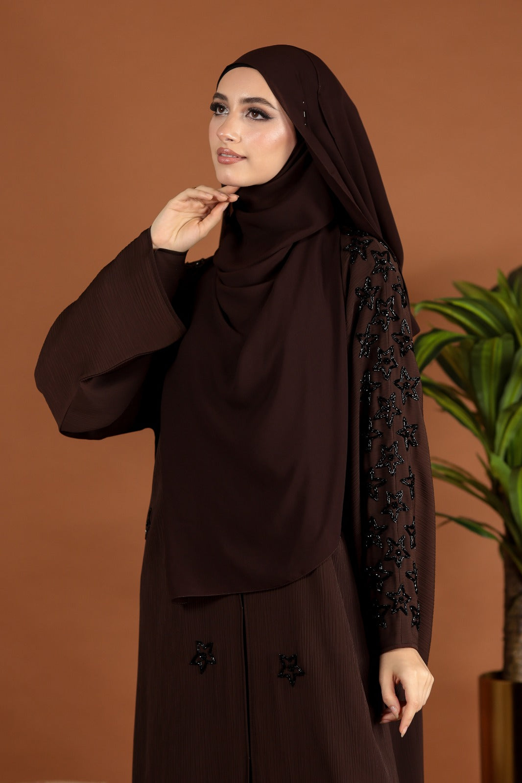 STARLA ABAYA WALNUT