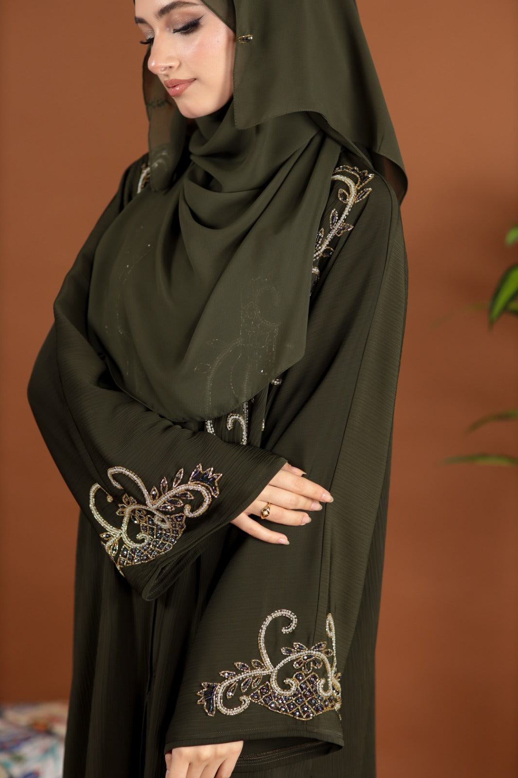 LILY ABAYA DARK OLIVE