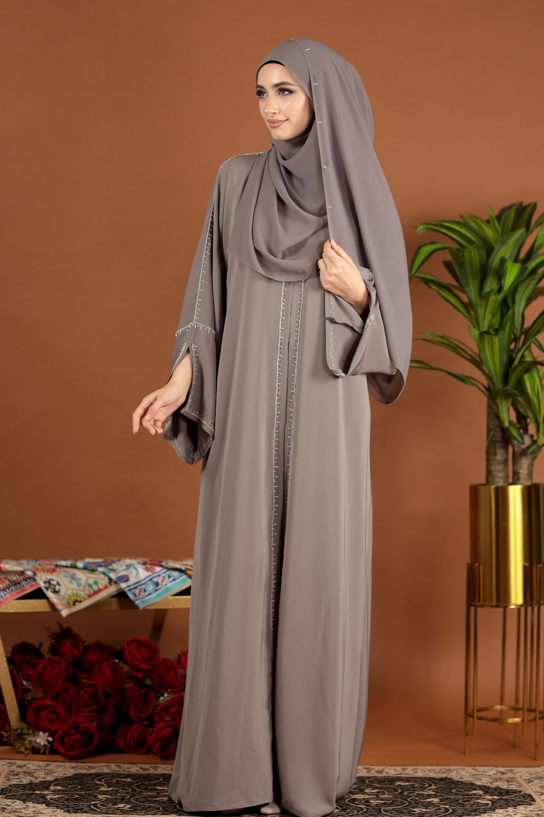 JAMILYA ABAYA TAUPE GREY